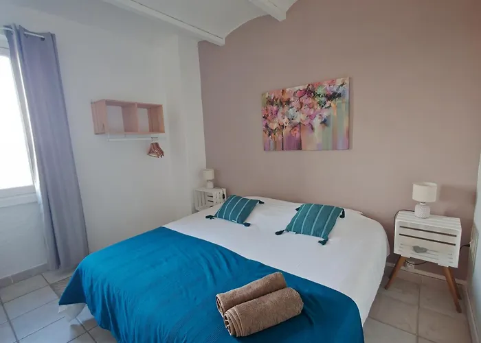 Mas La Belle Ambroise - D'hotes Et 4*